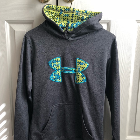 Under Armour Tops - Under armour hoodie